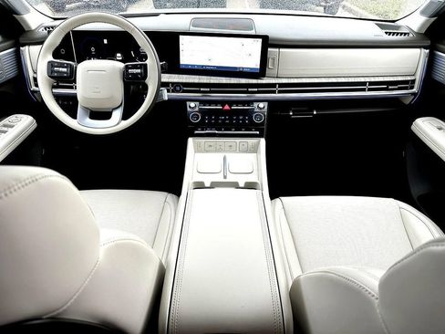 Used 2025 Hyundai Santa Fe Calligraphy FWD image 31