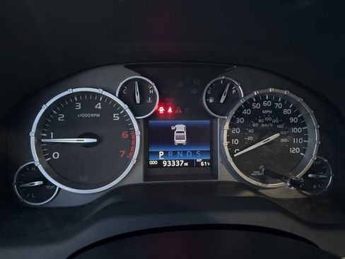 Used 2015 Toyota Tundra SR5 image 18