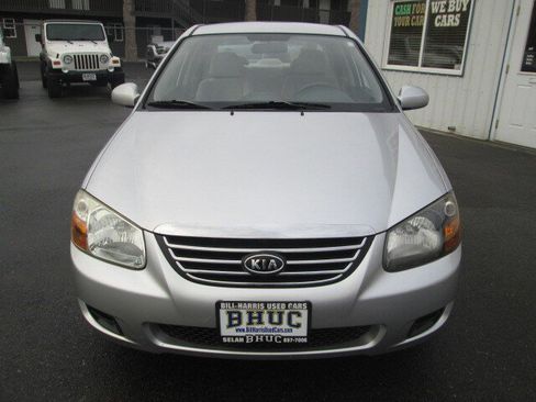 Used 2009 Kia Spectra EX image 2