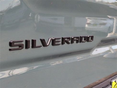 Certified 2025 Chevrolet Silverado 1500 ZR2 w/ Dark Appearance Package image 33