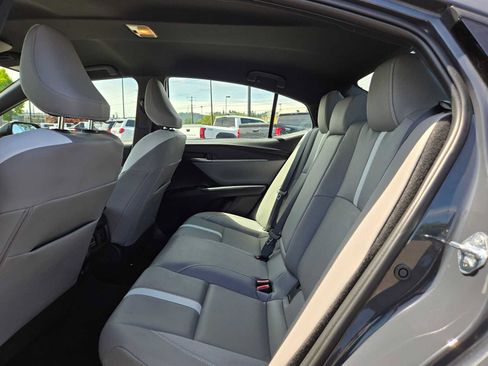 Used 2025 Toyota Camry SE AWD/4WD image 17