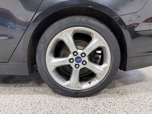 Used 2013 Ford Fusion SE image 11