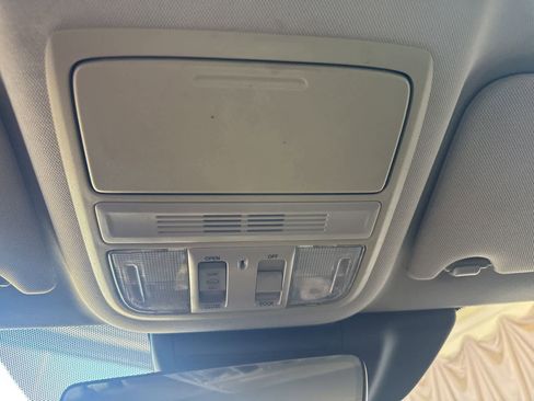 Used 2018 Honda Accord EX-L image 27