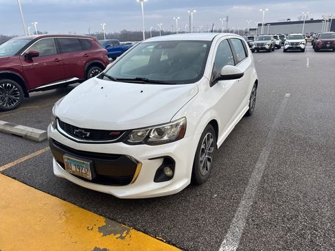 Used 2019 Chevrolet Sonic LT w/ Convenience Package image 1