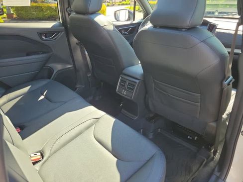 Certified 2025 Subaru Forester Limited AWD/4WD image 31