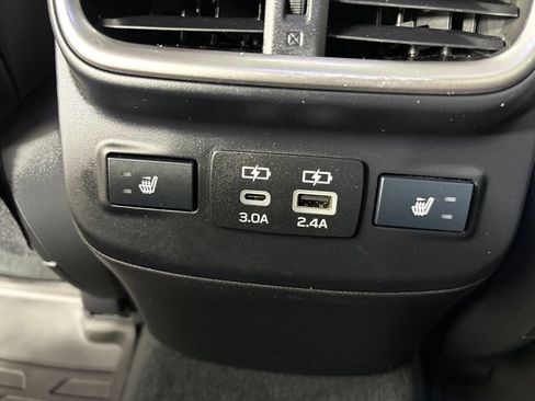 Used 2023 Subaru Outback Touring AWD/4WD image 34