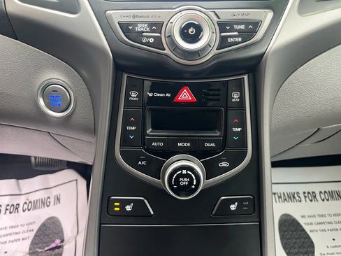 Used 2014 Hyundai Elantra Limited w/ Option Group 03 image 17