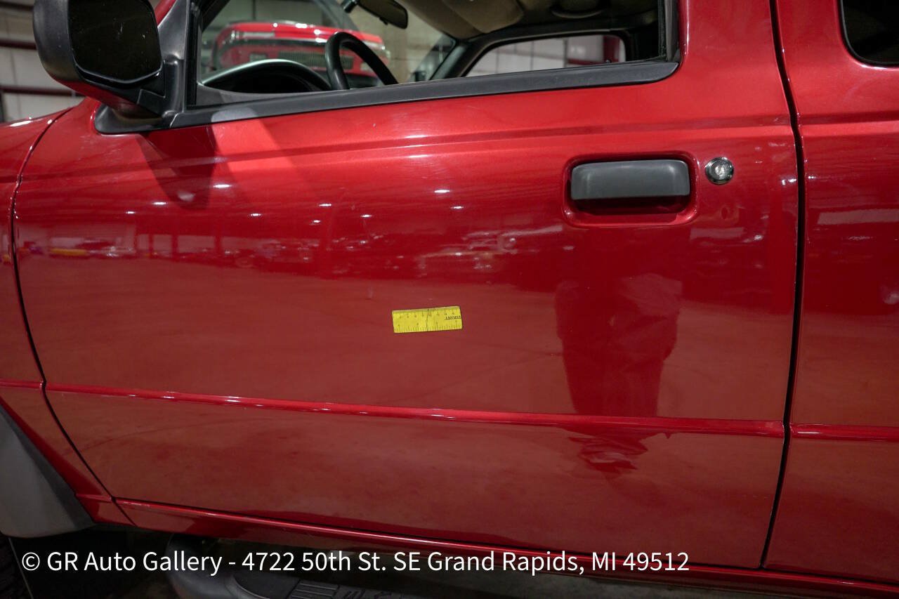 Used 2001 Ford Ranger XLT AWD/4WD image 32