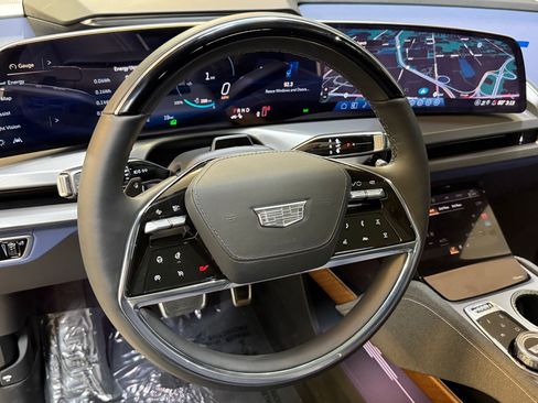 New 2026 Cadillac Vistiq Premium Luxury AWD/4WD image 16
