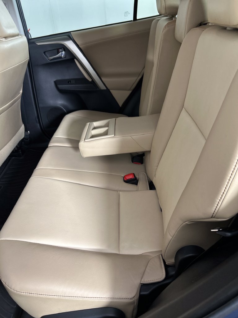 Used 2013 Toyota RAV4 Limited AWD/4WD image 17