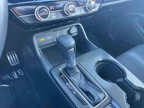 Used 2025 Honda Civic Sport image 39