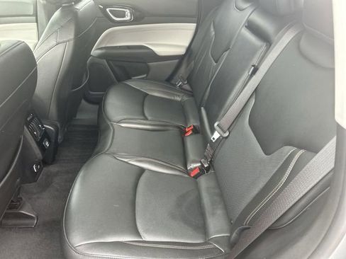 Used 2022 Jeep Compass Limited image 26