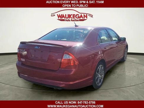 Used 2012 Ford Fusion SE image 4