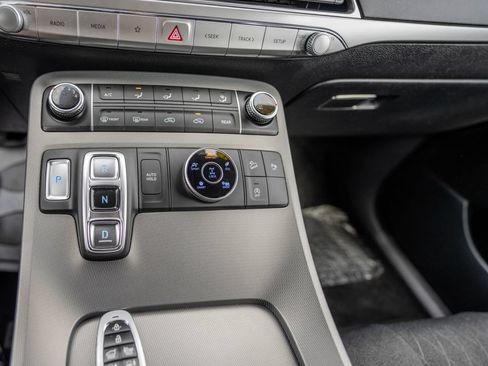 Used 2021 Hyundai Palisade SE AWD/4WD image 18