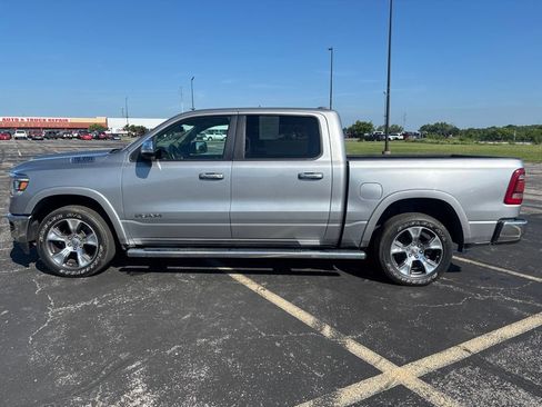 Used 2019 RAM 1500 Laramie AWD/4WD image 8