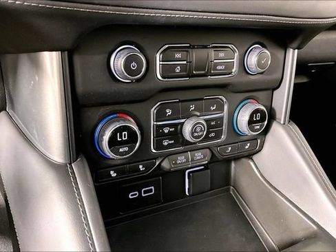 Used 2023 Chevrolet Tahoe Z71 AWD/4WD image 14