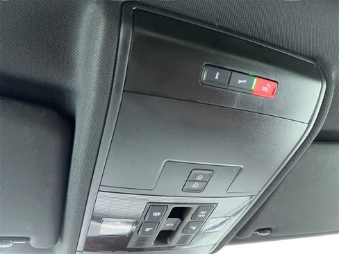 Used 2023 Volkswagen Atlas Cross Sport SEL Premium R-Line image 35