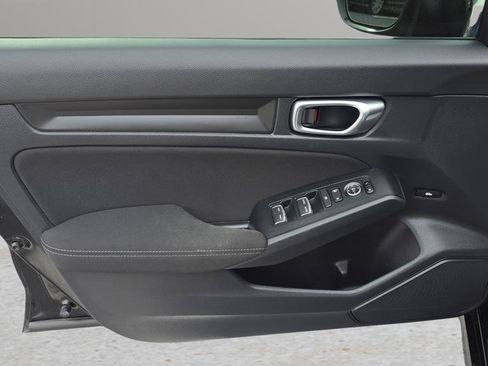 Used 2023 Honda Civic Sport image 9