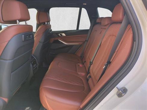 Used 2021 BMW X5 sDrive40i w/ Premium Package RWD image 21