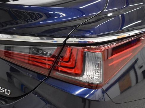Used 2024 Lexus ES 350 image 12