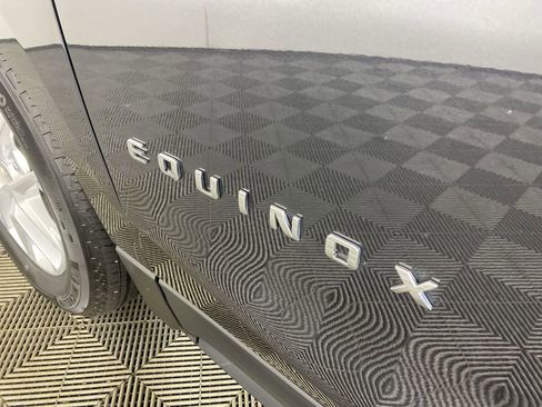 Used 2023 Chevrolet Equinox LT image 33