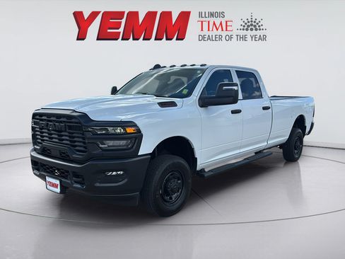Used 2025 RAM 2500 Tradesman AWD/4WD image 4