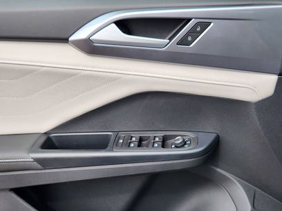 New 2025 Volkswagen Taos SEL