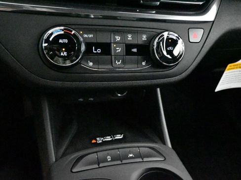 New 2026 Buick Envista Preferred image 17