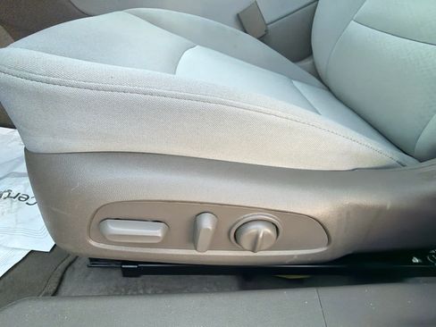 Used 2025 Chevrolet Malibu LT FWD image 21