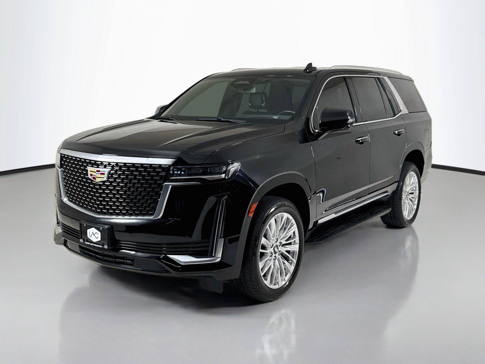 Used 2022 Cadillac Escalade Luxury AWD/4WD image 9
