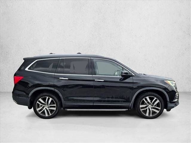Used 2016 Honda Pilot Elite image 4
