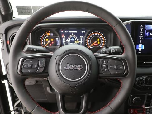 Used 2024 Jeep Wrangler Unlimited Rubicon image 21