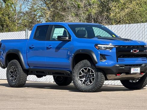 New 2026 Chevrolet Colorado ZR2 w/ Technology Package AWD/4WD image 2