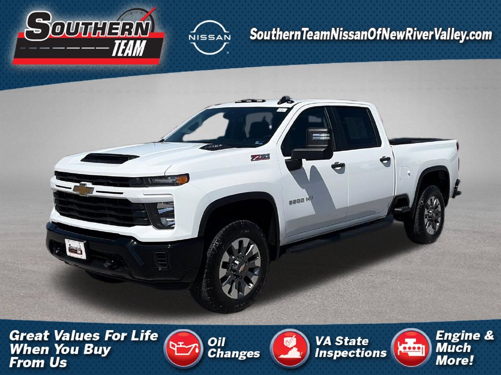 Used 2025 Chevrolet Silverado 2500 Custom w/ Z71 Off-Road Package AWD/4WD 360° Tour
