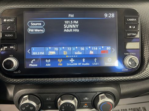 Certified 2023 Nissan Kicks SV FWD image 18
