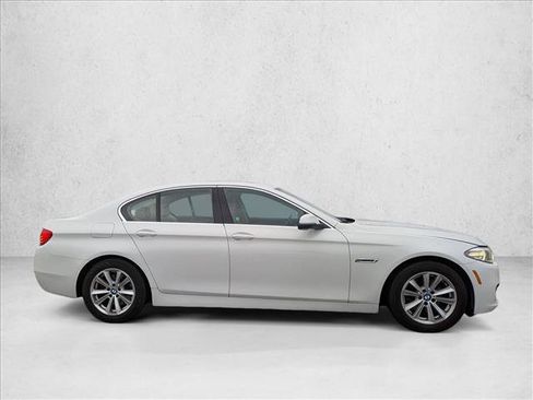 Used 2014 BMW 528i Sedan image 4