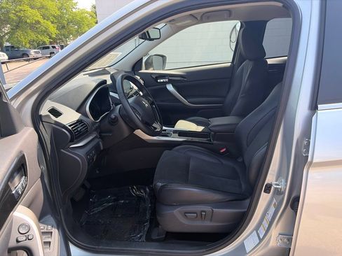 Used 2025 Mitsubishi Eclipse Cross SE AWD/4WD image 17