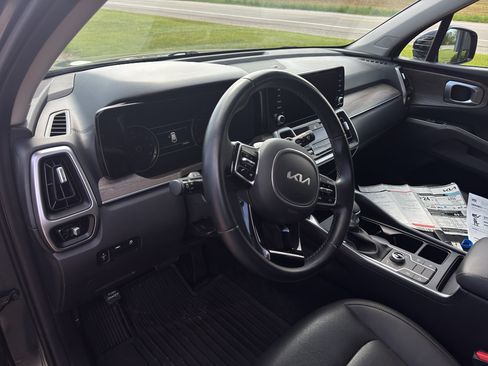 Used 2022 Kia Sorento S AWD/4WD image 20