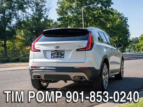 Used 2023 Cadillac XT4 Premium Luxury w/ Cold Weather Package FWD image 6