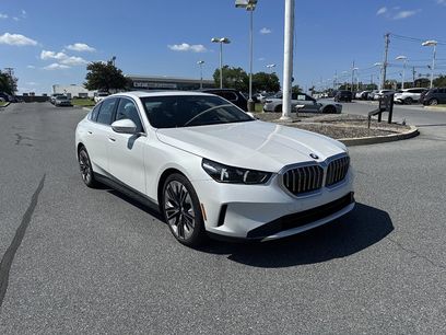 Certified 2025 BMW 530i xDrive w/ Premium Package