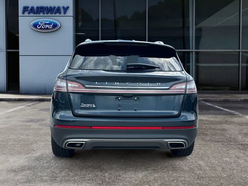 Used 2022 Lincoln Nautilus Reserve FWD image 5