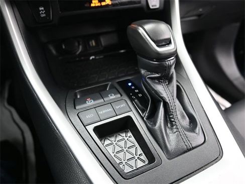 Used 2024 Toyota RAV4 XLE Premium image 16
