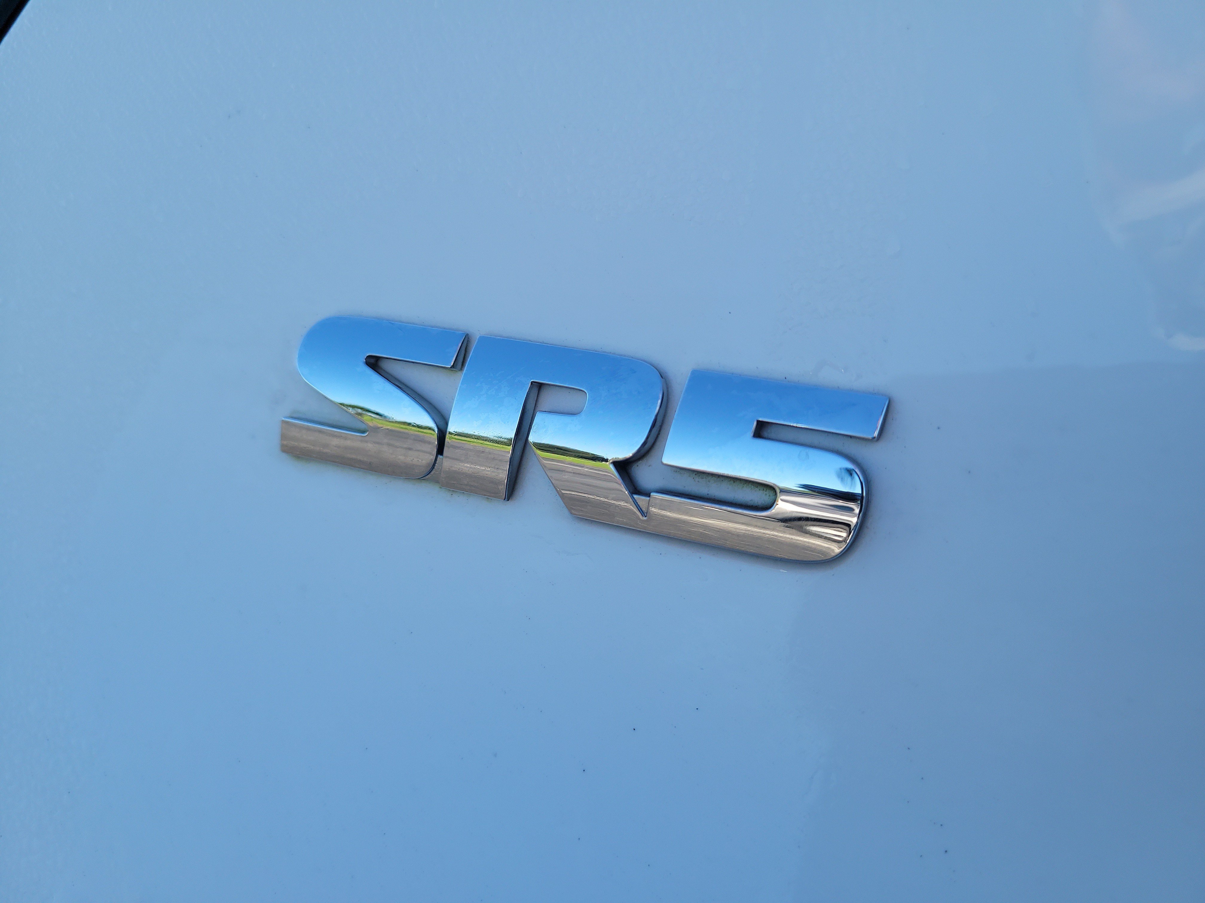 Used 2021 Toyota 4Runner SR5 RWD image 11