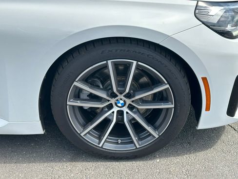 Used 2022 BMW 230i Coupe w/ Convenience Package RWD image 5