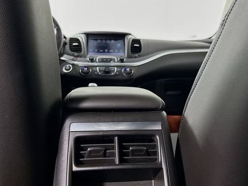 Used 2018 Chevrolet Impala LT image 29