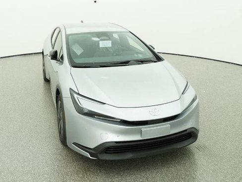 New 2026 Toyota Prius LE image 14