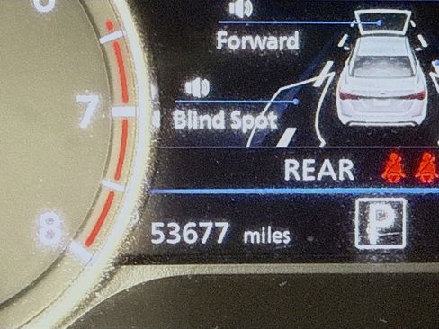 Used 2023 Nissan Sentra SR w/ Midnight Edition Package image 16