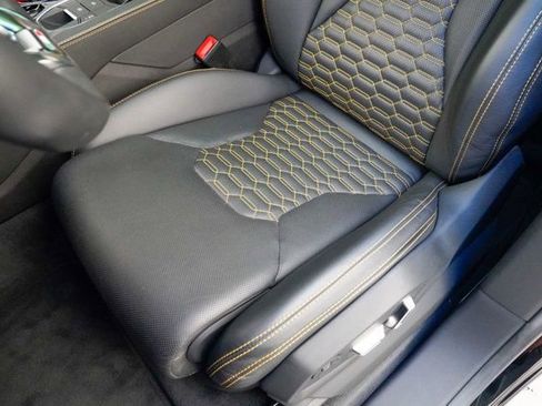 Used 2022 Lamborghini Urus image 53