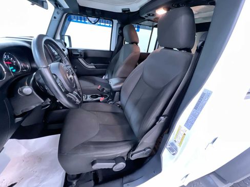 Used 2016 Jeep Wrangler Unlimited Sport w/ Connectivity Group AWD/4WD image 14