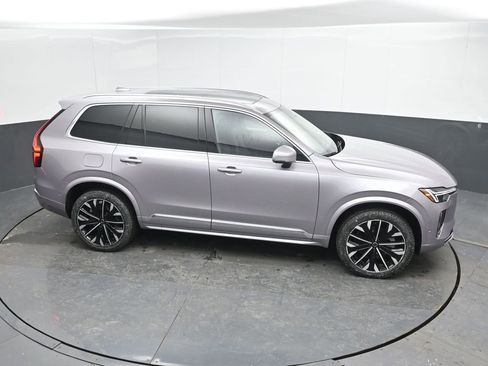 New 2026 Volvo XC90 B5 Plus w/ Protection Package AWD/4WD image 30